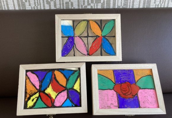 【老司店】ステンドグラス風小物入れ✨