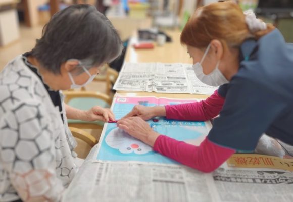 【長丘店】ぶどうのクリップ作り🍇