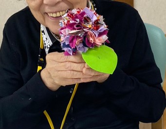 【長丘店】紫陽花ボール作りをしました！